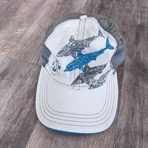 Genuine Sea World White and Blue Shark Print Mesh Baseball Hat